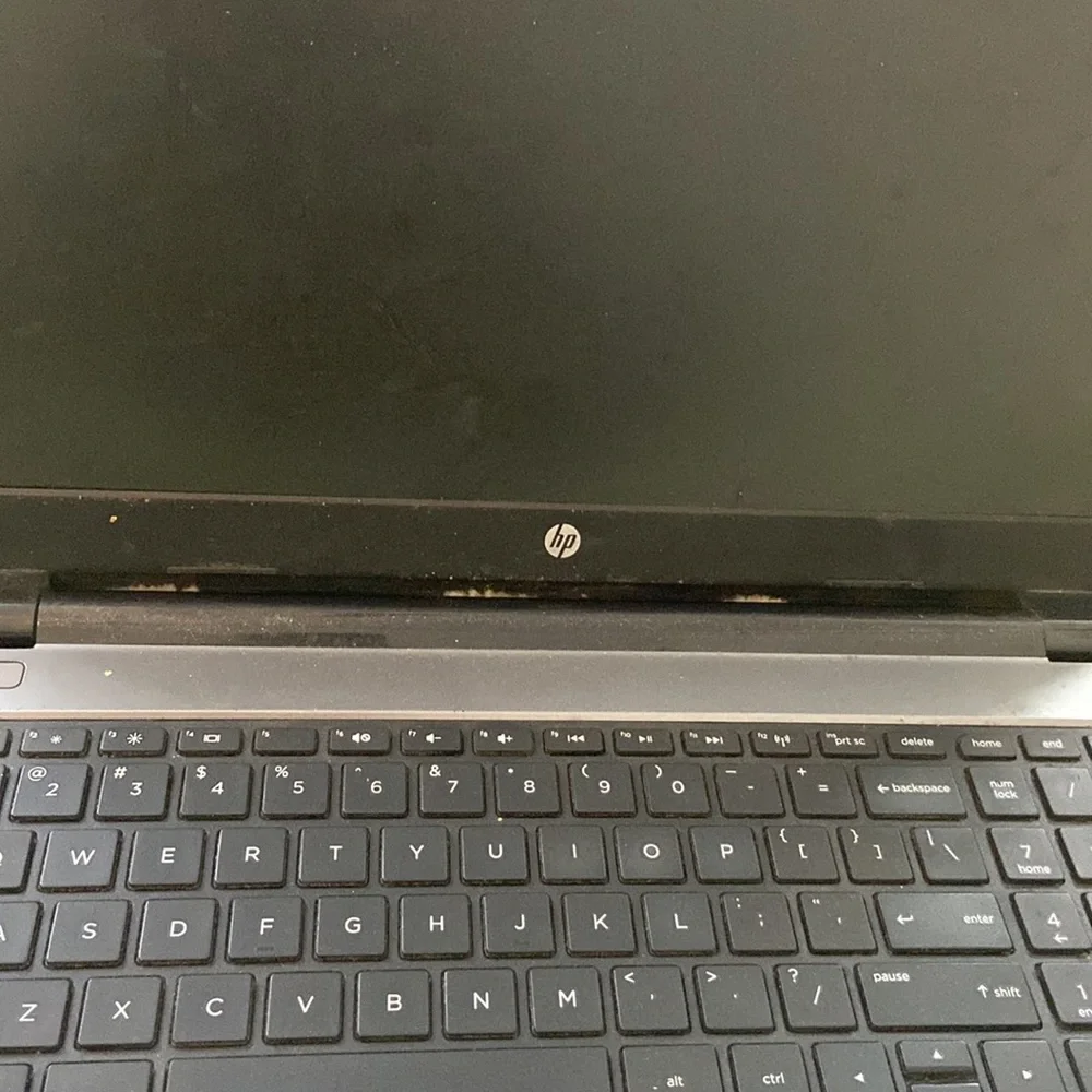 HP LAPTOP - Picture 2 of 8